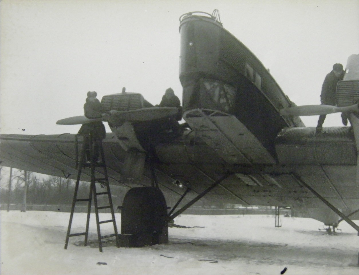 Тяжелый бомбардировщик ТБ-1 (АНТ-4). - Российская авиация